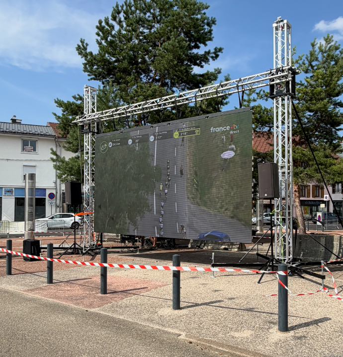 location ecran led Savoie